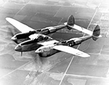 P-38 Lightning en vol (source https://www.af.mil/News/Photos/igphoto/2000592992/ © National museum of USAF)